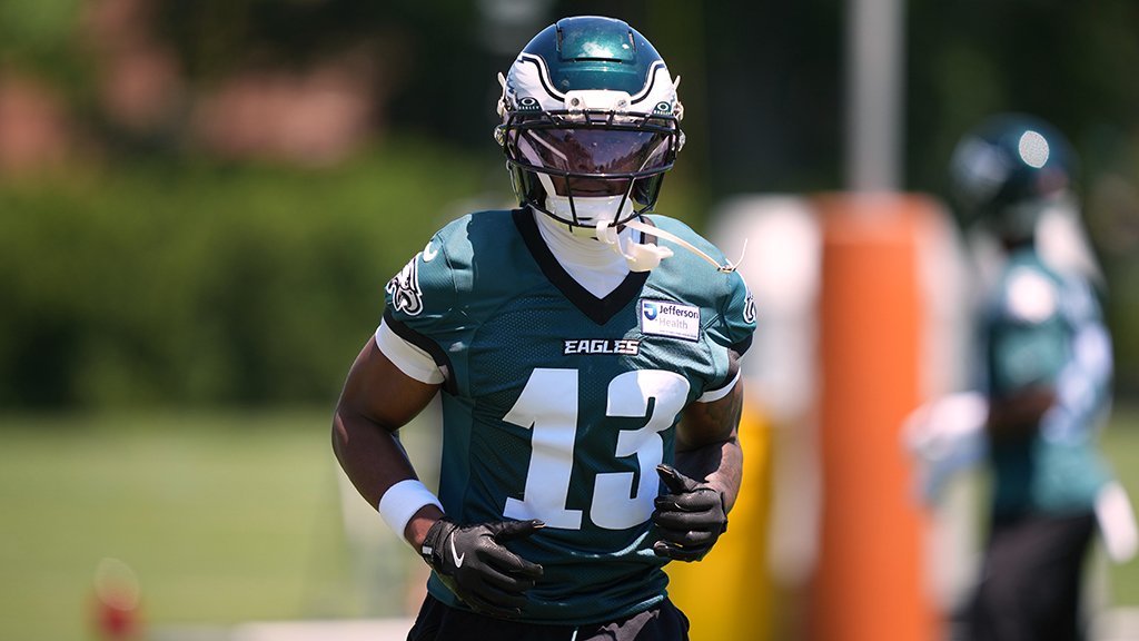thomasrp93's tweet photo. "Tay is a steal. Shout out to Howie. I dont know how we got him. He brings a different type of energy to the WR room."

Saquon Barkley is a Dontayvion Wicks fan!

#Eagles via @UpAndAdamsShow https://t.co/nE2blOraCC