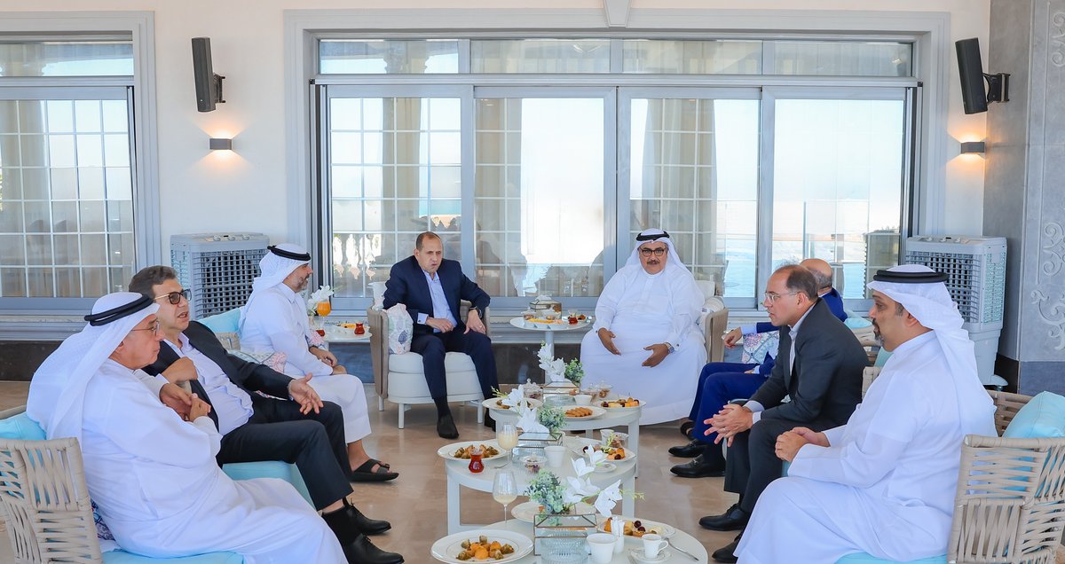 bna_ar's tweet photo. تكريمًا لجلالة الملك المعظم.. فخامة الرئيس المصري يقيم مأدبة غداء بمناسبة الزيارة التي يقوم بها جلالته لجمهورية مصر العربية

https://t.co/xTCbrm3Wto https://t.co/FzvPbLmsUH