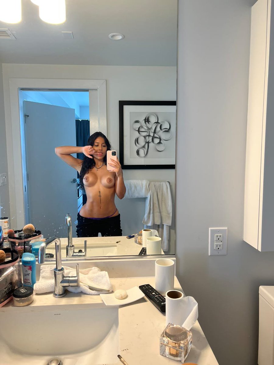 EmilyFt2000's tweet photo. Open for meetups/car sex 
Dm https://t.co/vEFQ9LMhzk https://t.co/eG0iA0DUQA