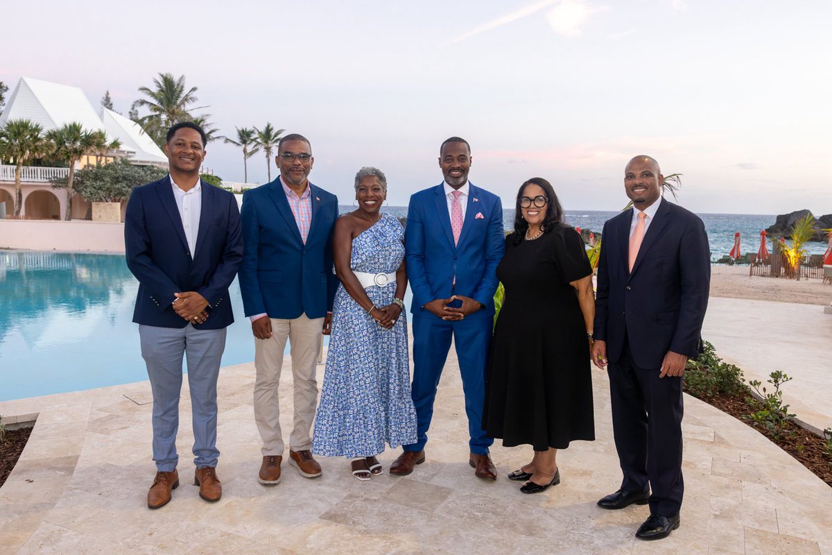 BdaGovernment's tweet photo. The Government of Bermuda welcomed the official opening of the newly redeveloped Palmetto Beach Club—the first completed guest experience within the wider redevelopment of the iconic resort.

The opening marks continued progress towards the full reopening of the Fairmont Southampton, supporting jobs for Bermudians, strengthening tourism and enhancing Bermuda’s visitor offering.

Learn more: https://t.co/KvnMXJLBeH