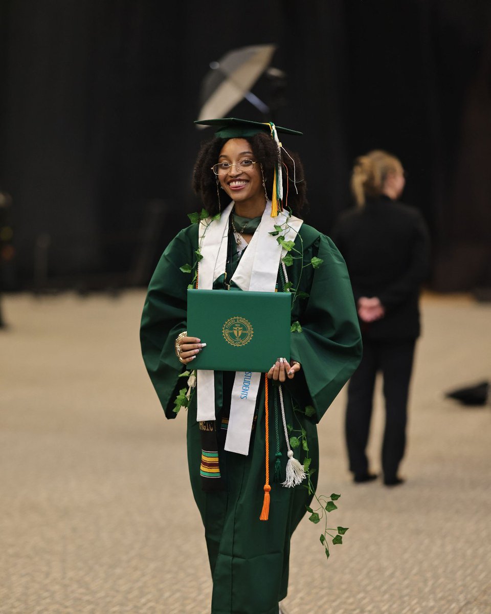 FAMU_1887's tweet photo. FAMU has added Forbes' inaugural America's Top HBCUs ranking to its growing list of national accolades, further affirming the University's impact, value and commitment to student success. 💚🧡

Read more: 🔗https://t.co/n5RhVxysph

#FAMU #RattlerNation #Forbes #HigherEducation https://t.co/FtzENI07xV
