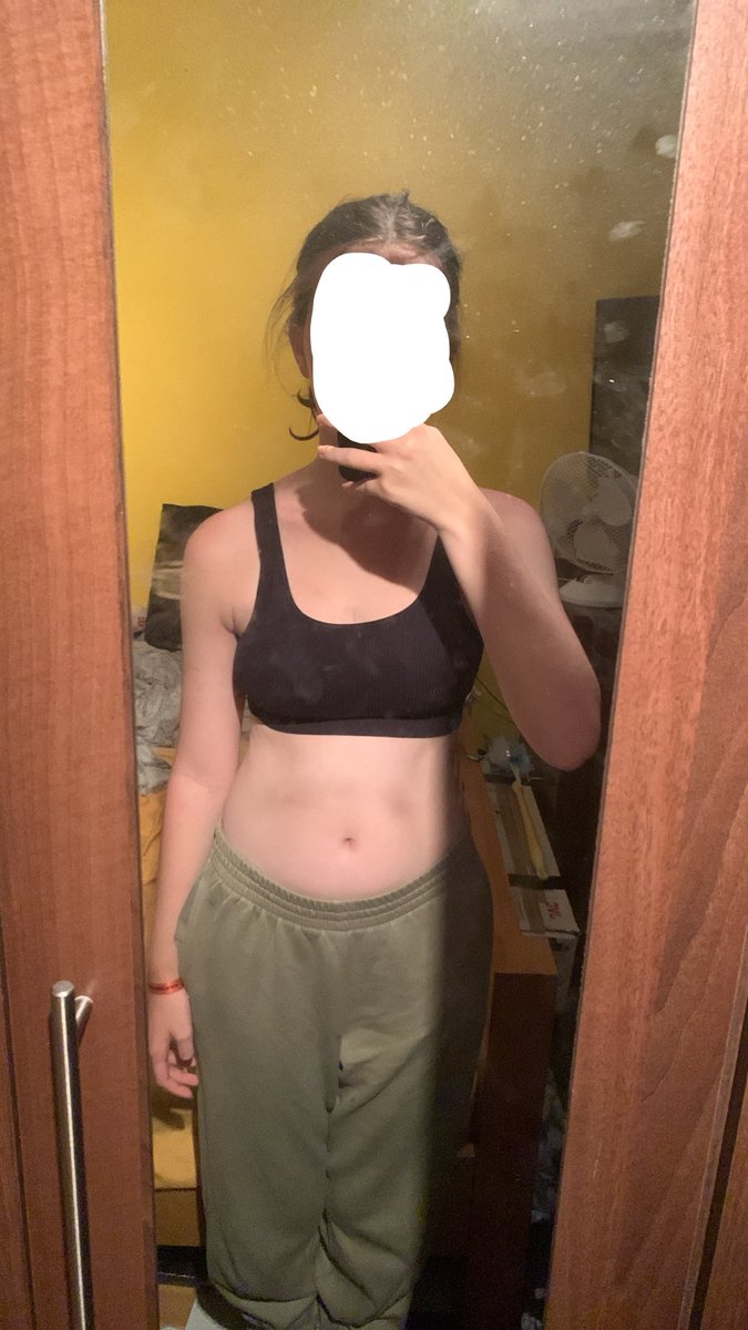 Secret7crs's tweet photo. Day 1 of locking in 
Cw:56.7kg.        Height:165cm
Gw:47kg+a bit of muscle #edrtwt #ed #lockin #wl https://t.co/IhpyMafpA5