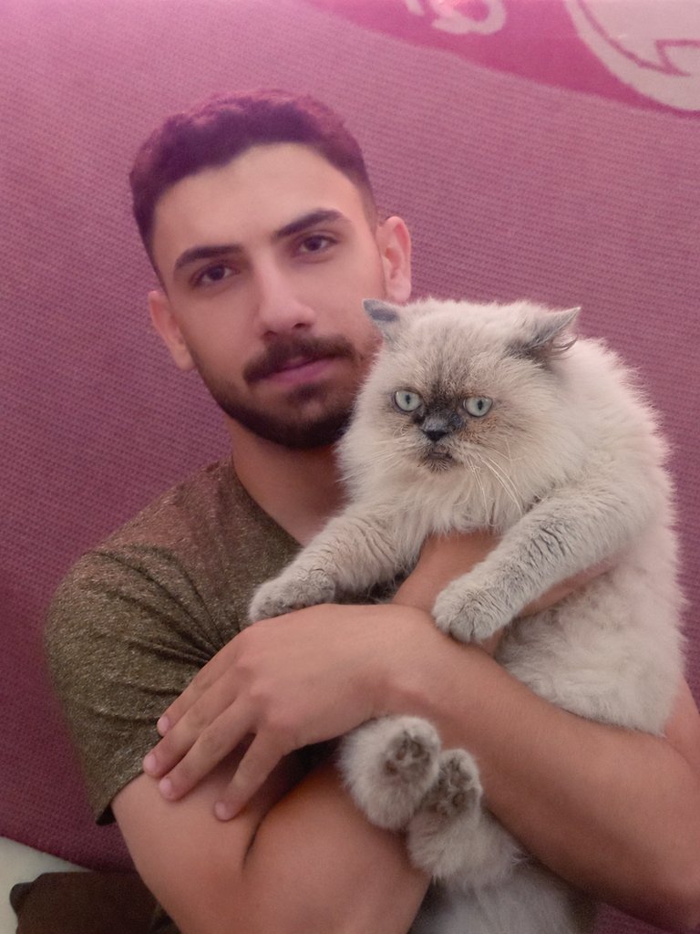 aboodaljbour16's tweet photo. We are still alive... but for how long? 💔

We're exhausted from asking for help, and exhausted from waiting. Every day, survival becomes harder, while hope slowly fades away.

If you can lend us a helping hand, please consider supporting us. The donation link is in my bio. 🙏 https://t.co/YPTe04fLT9