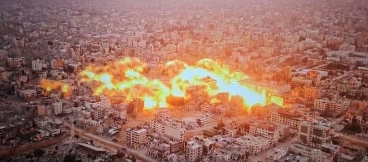 mhdksafa's tweet photo. Today, I remember the terrorist US nuclear bombings of Hiroshima and Nagasaki.

Gaza is nearly 3 times smaller than Hiroshima, and Israel dropped 223,000+ tonnes of explosives, equivalent of ~22 ATOMIC BOMBS on Gaza. https://t.co/hIXAzXoRN5