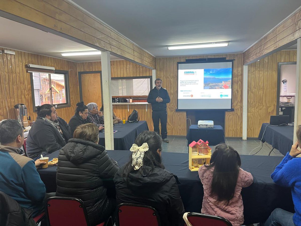 InnovativaDE's tweet photo. En el marco del programa https://t.co/B4te4SV88J apoyado por @fomentolosrios y ejecutado en la comuna de Corral por @InnovativaDE se realizó un taller de fuentes de financiamiento, con la colaboración de CDN Sercotec Valdivia y la Municipalidad de Corral https://t.co/q85dgssdG0