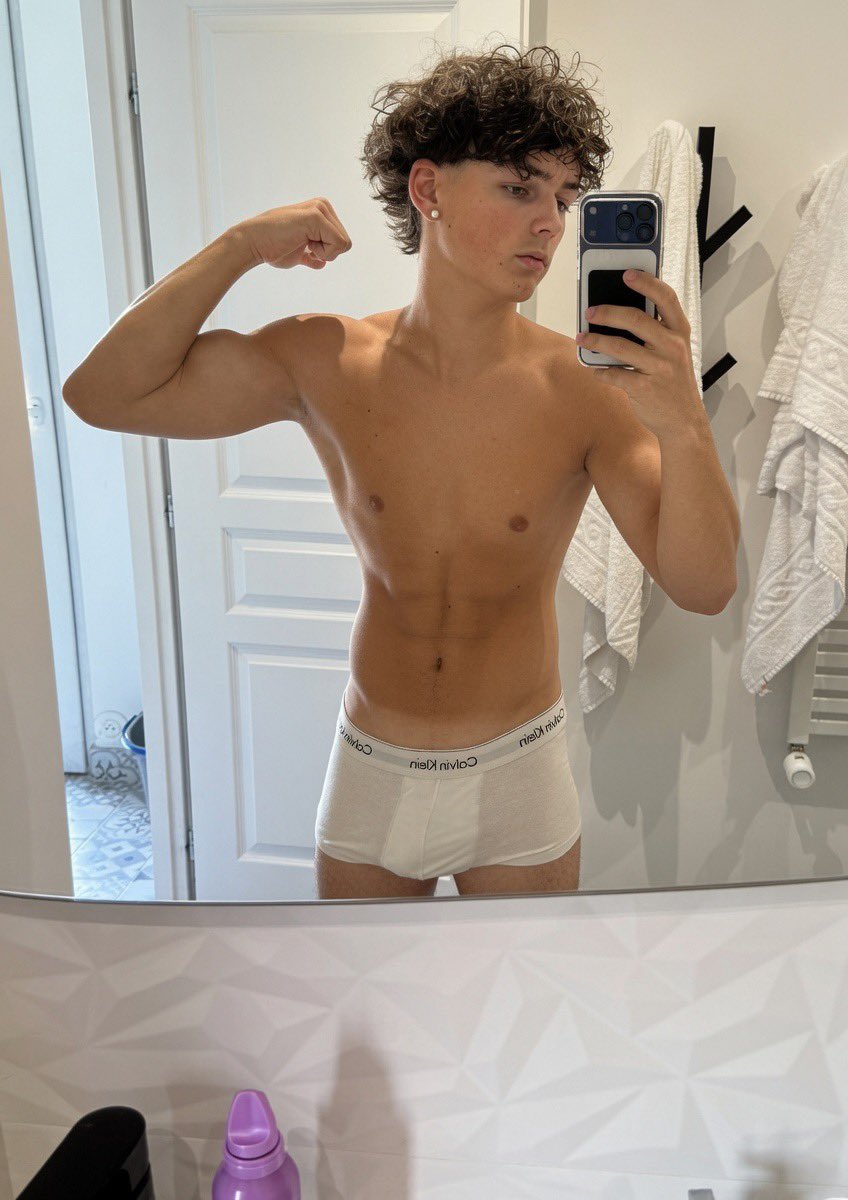 Lenydptfans's tweet photo. SDK les gars ?🥵
Qu’est-ce que tu me ferais si j’étais dans la même pièce que toi ?😈

Lien pour en avoir plus⬇️🔞
https://t.co/1W9VQYBUuz https://t.co/pnrfYL2Gjf