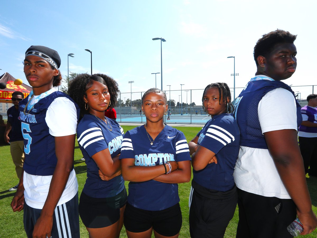 ComptonUnified's tweet photo. 🏈 The Hub City League officially debuted with first-ever Football Media Day at Compton High! Scholar-athletes from Cabrillo, @bigtenapaches, @MightyTarbabes, Compton Early College &amp; @DominguezHSDons celebrated the inaugural season of football &amp; flag football. 🎉 #HubCityLeague https://t.co/1gqnnitrWu