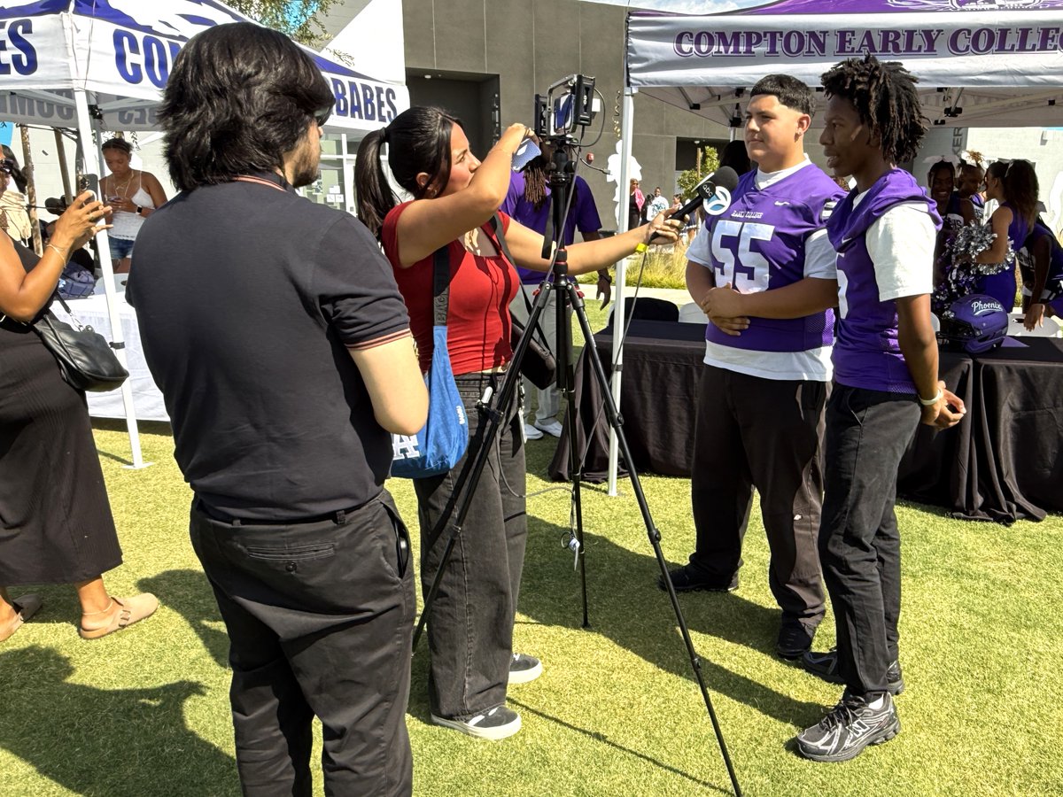 ComptonUnified's tweet photo. 🏈 The Hub City League officially debuted with first-ever Football Media Day at Compton High! Scholar-athletes from Cabrillo, @bigtenapaches, @MightyTarbabes, Compton Early College &amp; @DominguezHSDons celebrated the inaugural season of football &amp; flag football. 🎉 #HubCityLeague https://t.co/1gqnnitrWu