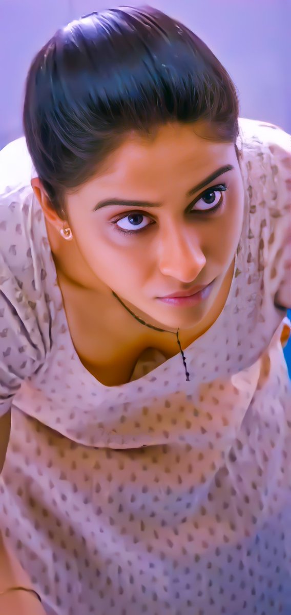 Quantum_nex's tweet photo. When my cousin visits my house when I desperate for dih! 

Sissy me : Aaha Ivana Vita aal kedaikathu s*othu aripu vera koodite poguthu. Inaiku Ivanuku m*laya kaati kavuthura vendithaa.

And me showing my cl*avage in the name of cleaning 🙈😝 https://t.co/zbvy5lOYiz