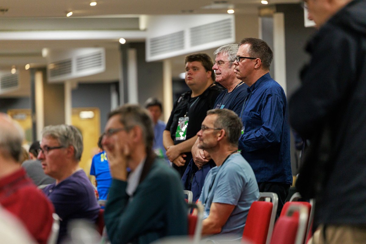 ecfchess's tweet photo. ♟️ Three rounds to go.
You can feel the tension building at the British Chess Championships.
Players are lingering a little longer at the pairings, taking more walks around the playing hall... and if you look under the tables, there's definitely a lot more feet shaking... https://t.co/JXKtMl55pl