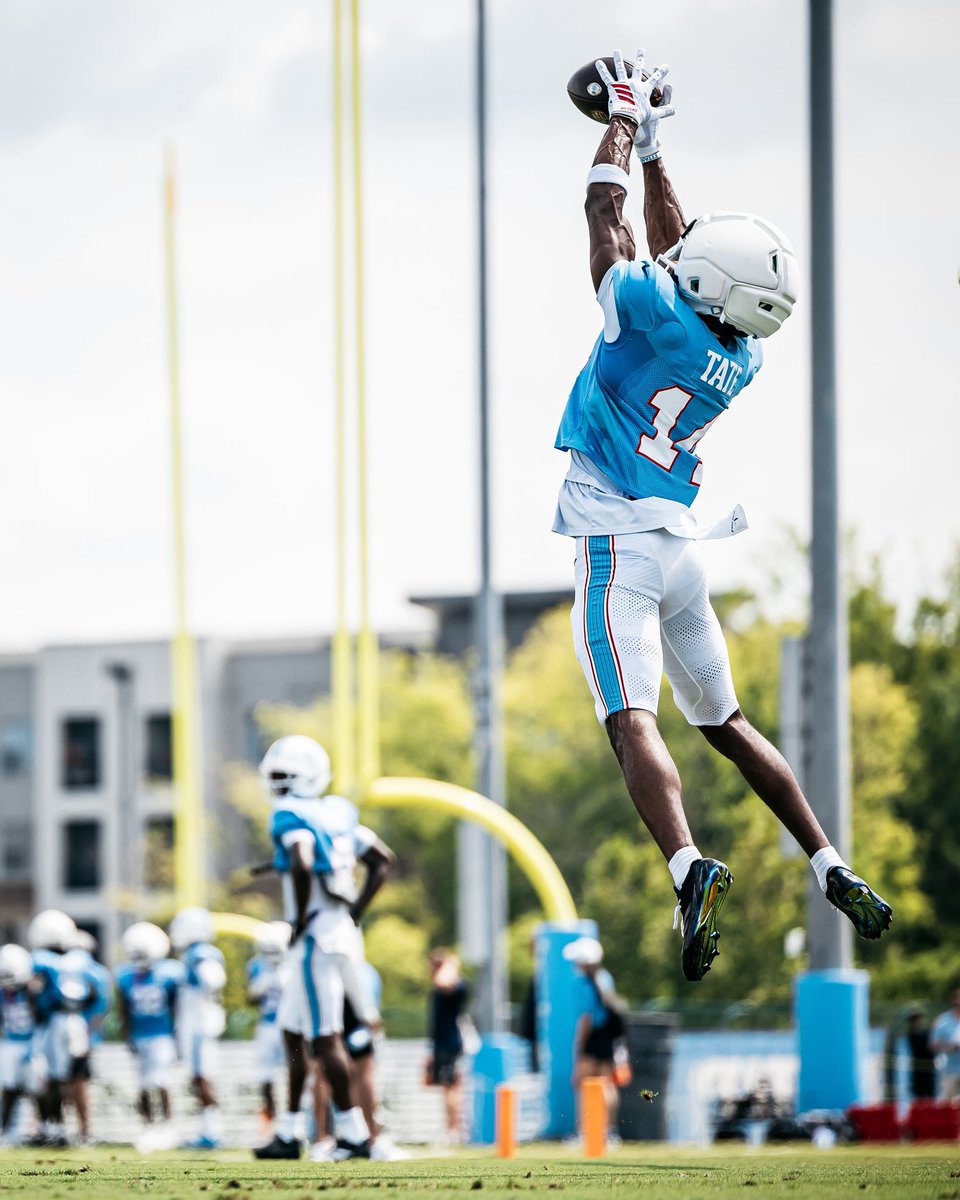 Titans's tweet photo. LeviTATE https://t.co/erCsjLdCdS