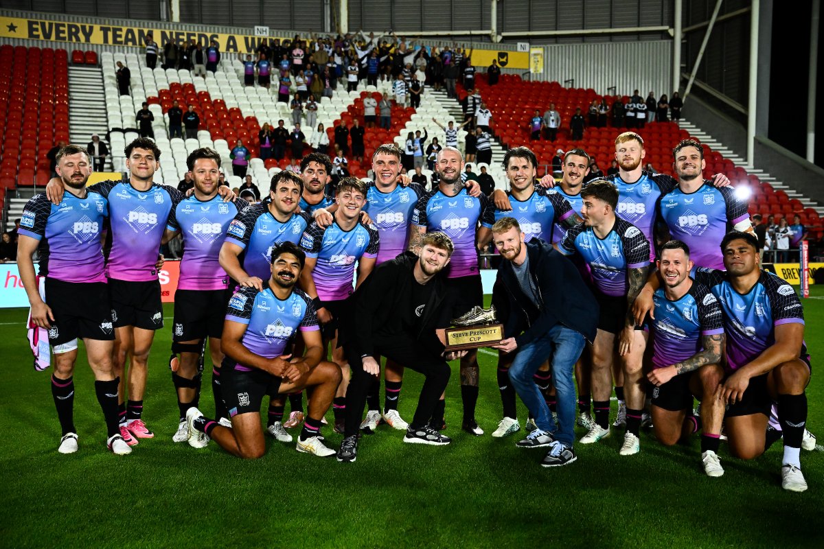 hullfcofficial's tweet photo. The Steve Prescott Cup is coming home to West Hull 🖤

⚫️⚪️ #COYH | @StevePrescott1 https://t.co/Ig7DZE8Pd6