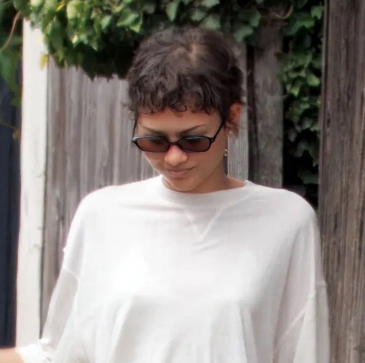 zenssdayaa's tweet photo. I love a pixie cut it's so chic https://t.co/2m5aZiRNKp