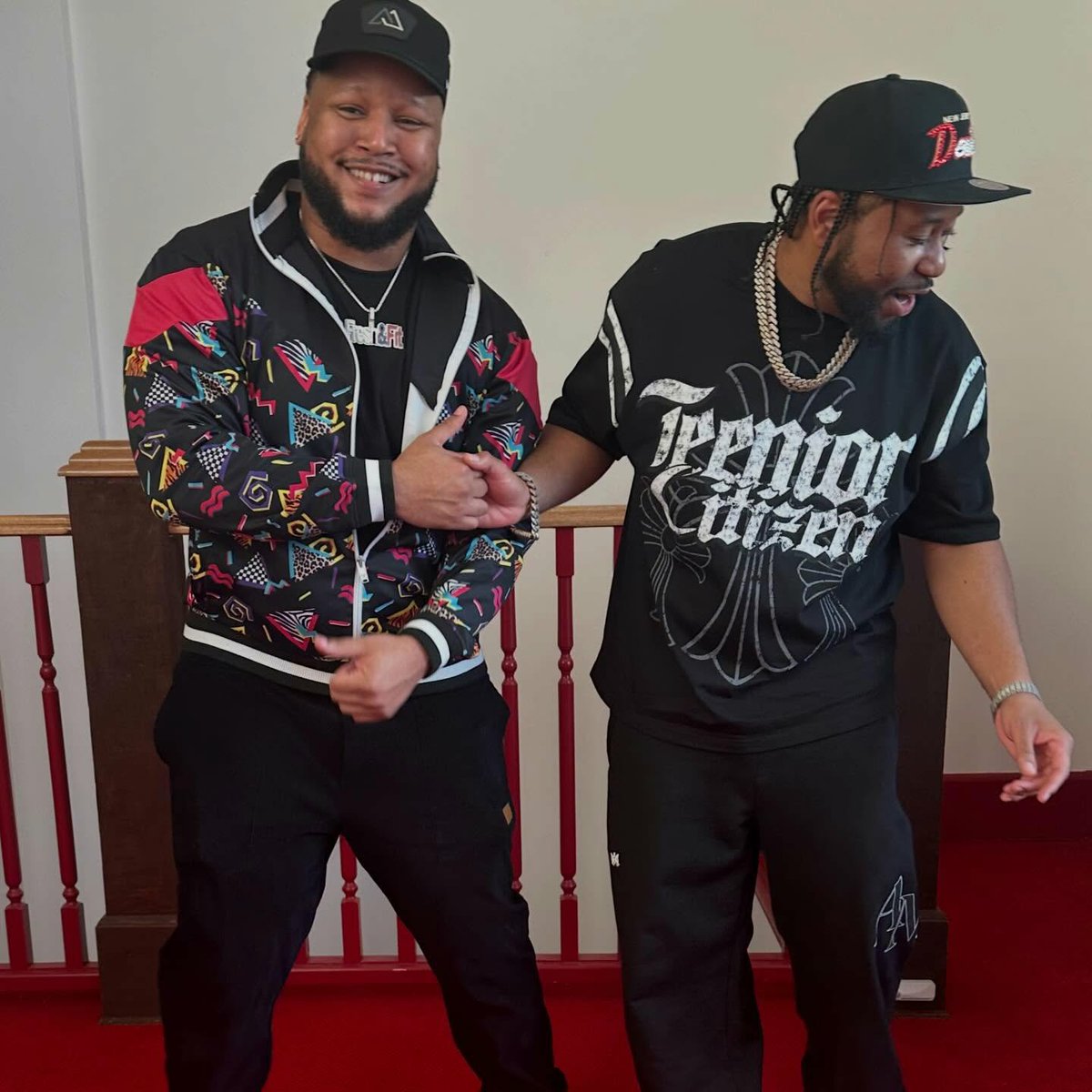 AaronCspogson's tweet photo. When Henny Chris shows up to support Henny Demiks he said he had to take a Henny pic lol. Lit meet and greet with Akademiks and his Akademy lit supporters and turnout #miami #akademiks #producers #henny https://t.co/9nk0kBQmZP