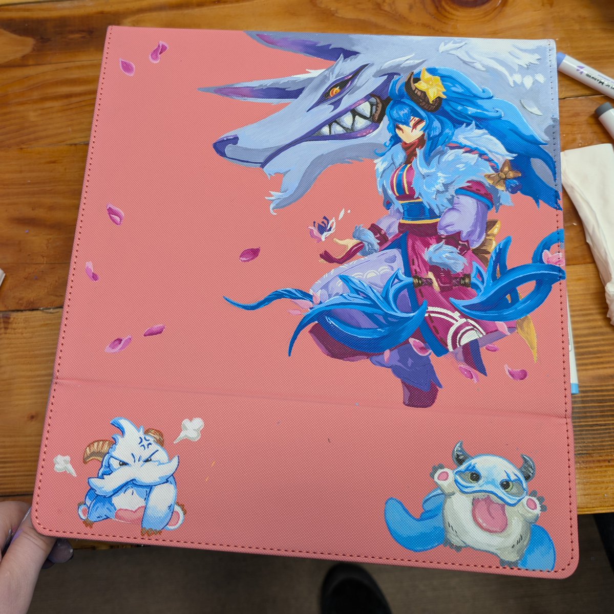 EclipseTrippy's tweet photo. Finished painting my storage box! Might do commissions for binders/boxes once I'm more comfortable doing these 🤔  
Teaching myself how to paint haha #riftbound https://t.co/VFN7y5gz6Q