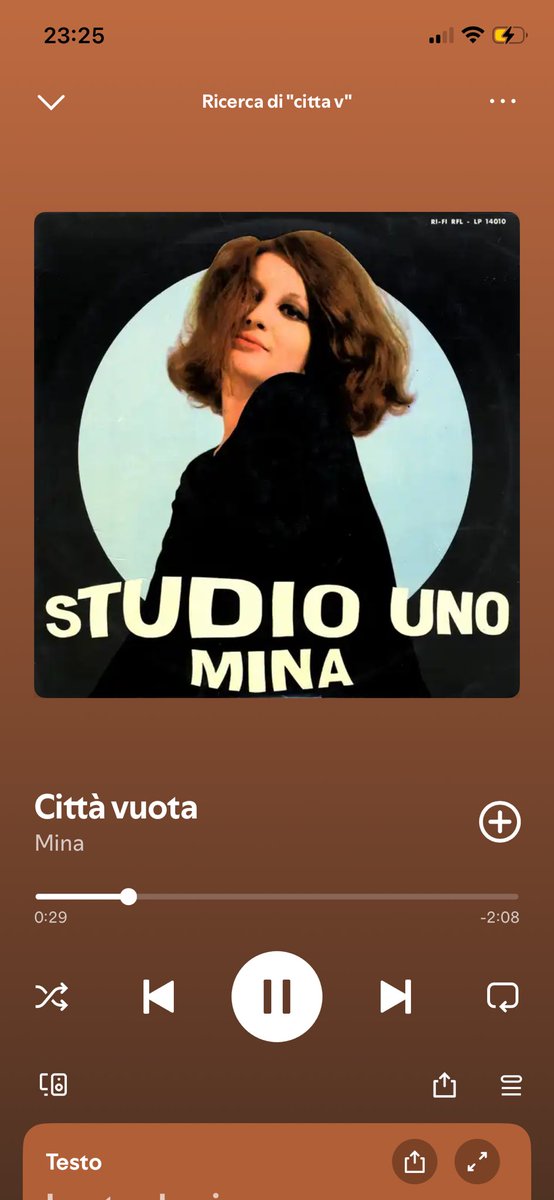 itram0's tweet photo. Milano ad agosto è romantica https://t.co/fSKsVprR8U