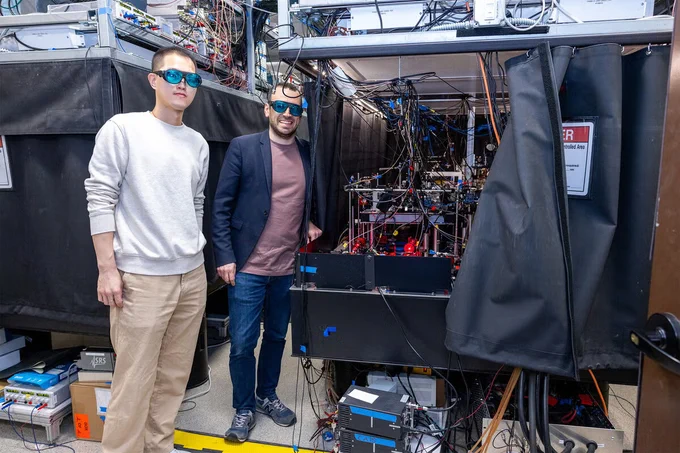 Nir Navon and a student in the lab