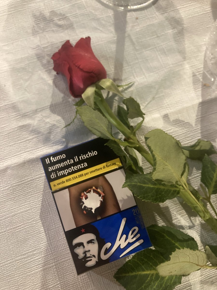 allegedlyabc's tweet photo. I see your Marxboro Reds and raise you a Che Guevarette https://t.co/n8GOUSnIZf
