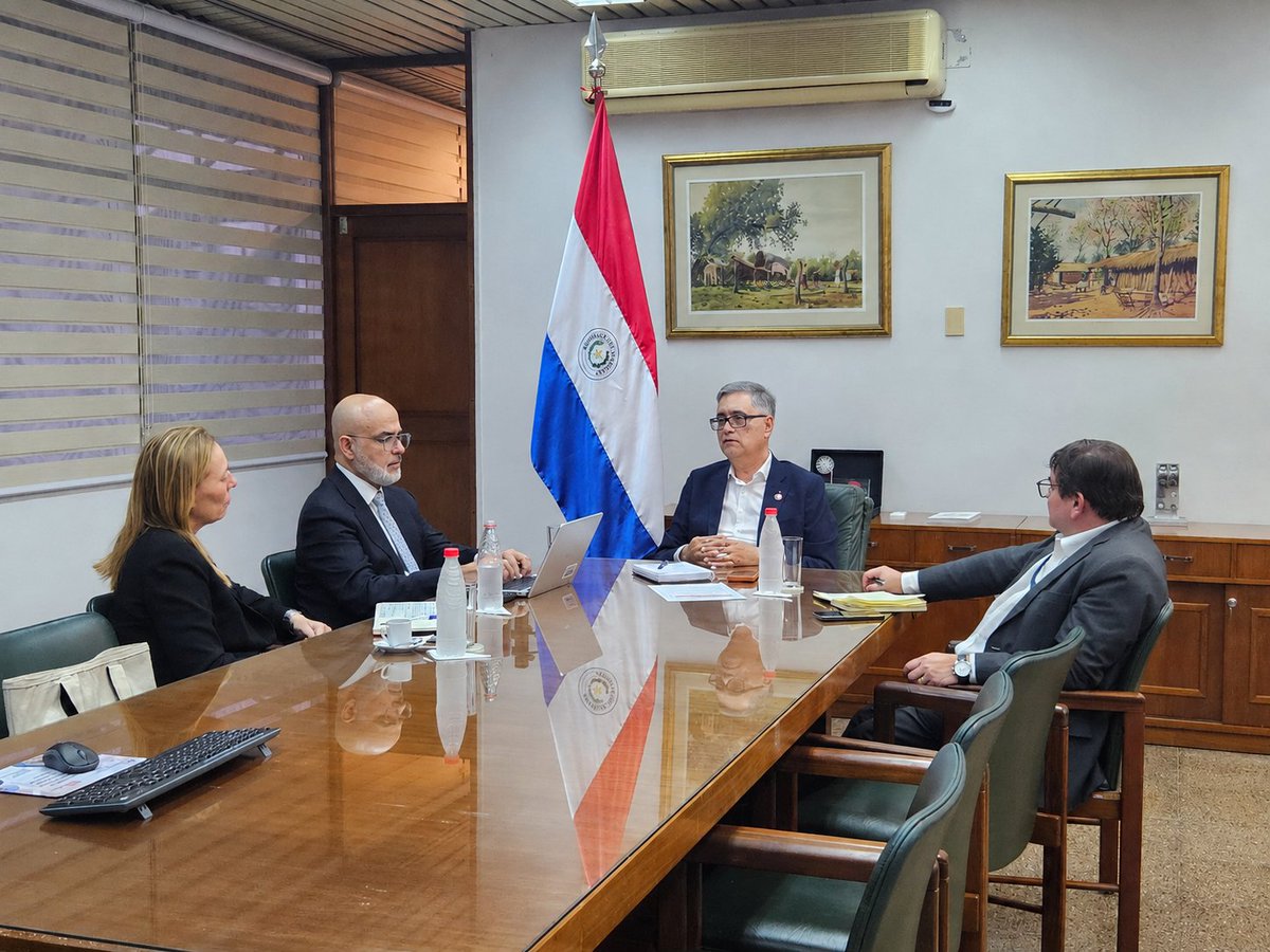 ANDEOficial's tweet photo. 🤝🏻 ANDE y el BID evaluaron el avance de proyectos y analizaron nuevas iniciativas conjuntas

Toda la información aquí 👇 
Web ▶️https://t.co/chD0y0BDv1 https://t.co/75dh6kpyfC