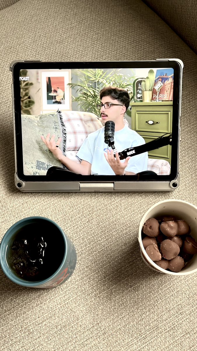 bubo_ooooo's tweet photo. Watching him always makes me smile🥹🤍 https://t.co/TR7BBrOpIy