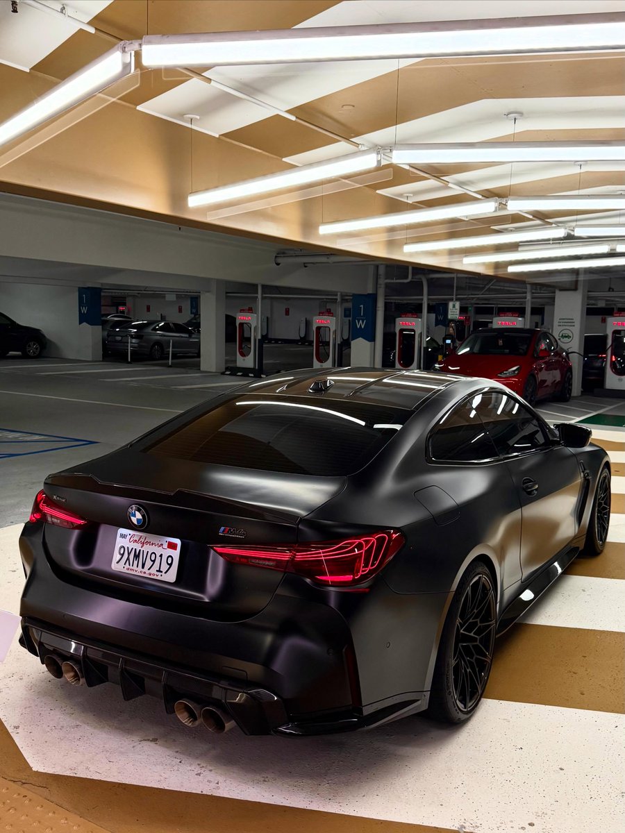 ThrottleCars's tweet photo. M4 https://t.co/pTkjDEcd5B