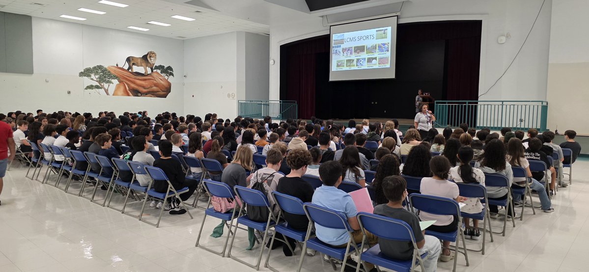 LCMS_MS's tweet photo. The Pride just got a whole lot louder! Our newest ๐ฆ took over LCMS for #CubCamp finding classrooms, making new friends, & proving they're pros at having fun! Mission accomplished: less first-day jitters, more excitement! Now all that's left is for Mday to get here already! https://t.co/S4krjMrYZW