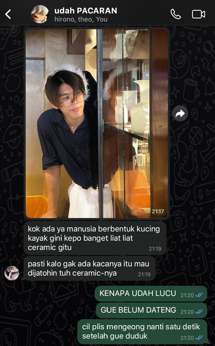 arcturousb's tweet photo. nuthongtui two tweets au edisi no nathan november (except it's not november). https://t.co/VU62uI72j2