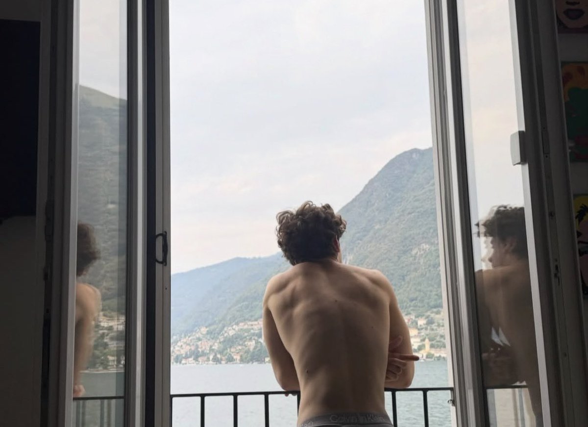 ColapintoFiles's tweet photo. Franco cuenta por IG que unos italianos le robaron la ropa y el mate 😭 https://t.co/dcUafclGYm