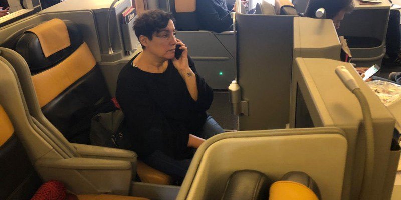 Scchmerz's tweet photo. @labeasanchez Estas hueviando supongo?.....se ahogan con las mismas  gárgaras que hacen con la palabra  pueblo y desigualdad...sale pa' lla' https://t.co/nF2V2Hbdeg