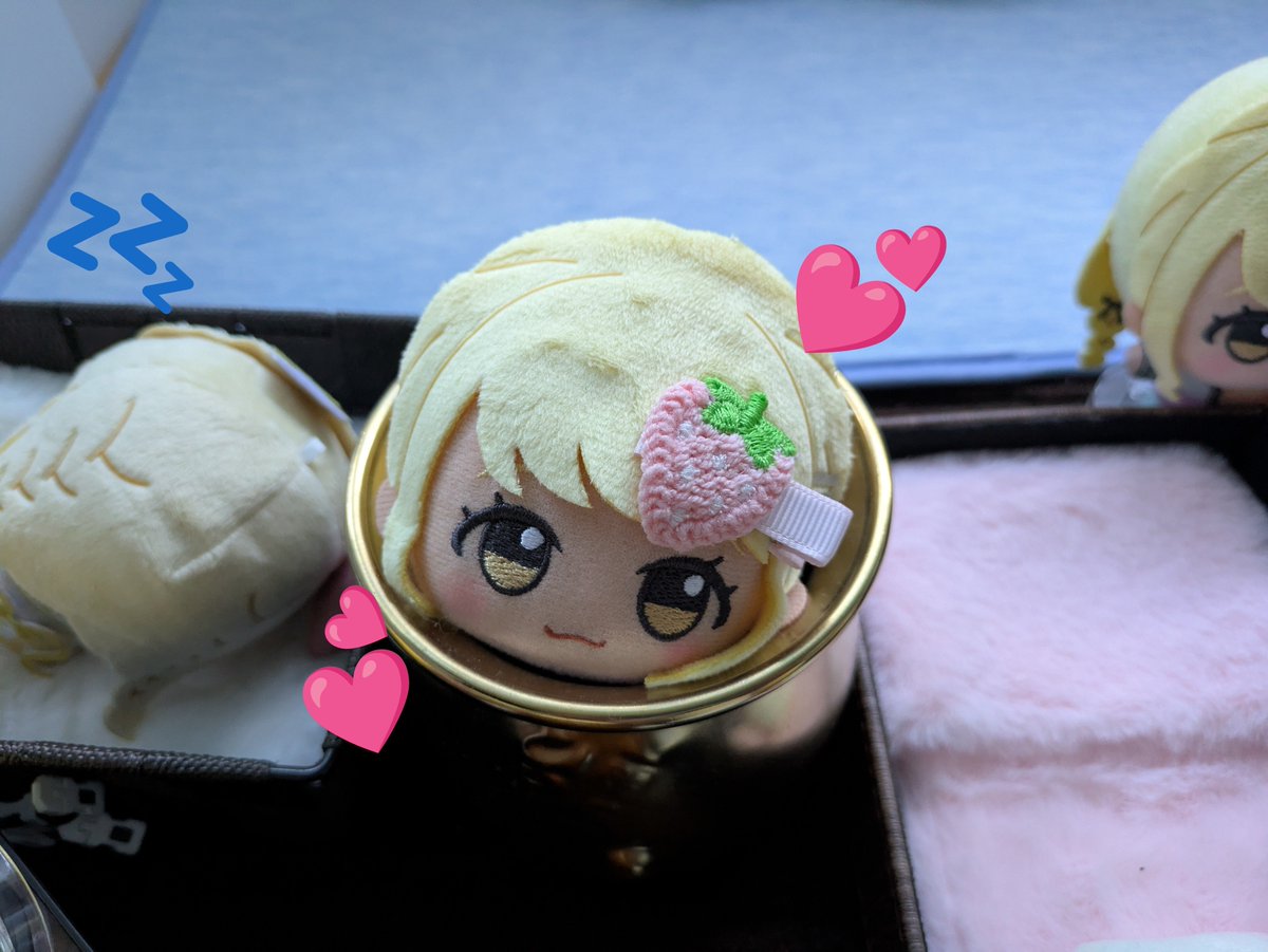 ehuxFqksdp18727's tweet photo. 🍓「あたしってば、朝からカワイイっ♡」
#初星学園ぬいぬい部 https://t.co/DEYl8WPLeX