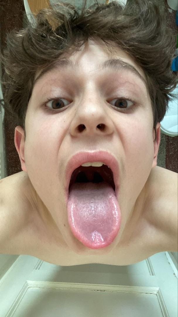 aidenbait11's tweet photo. hot🥵 bait files, juicy mega links and VIP groups @ https://t.co/RPL57VIDAa https://t.co/PYfjTPn141