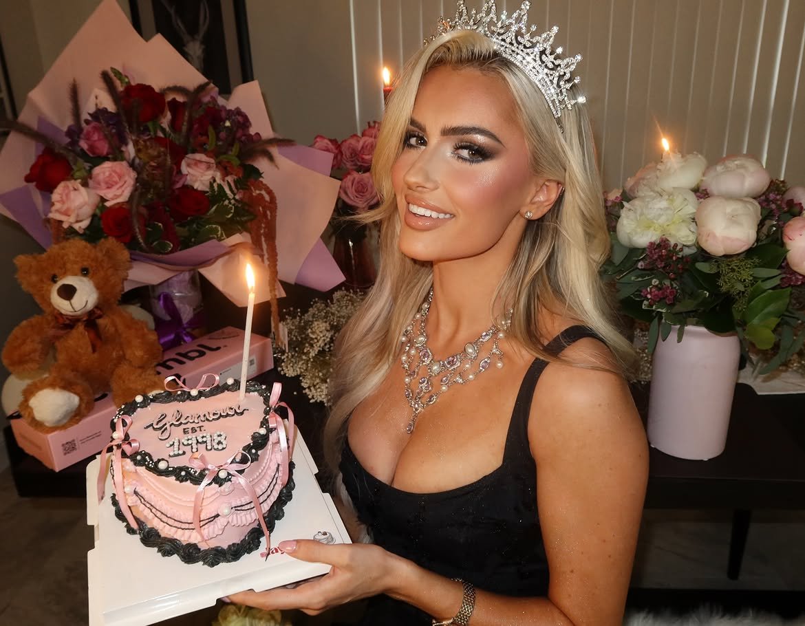 StandardSetHigh's tweet photo. 28, I'm ready for you. 🩷🧁 https://t.co/u4cRiIyhPe
