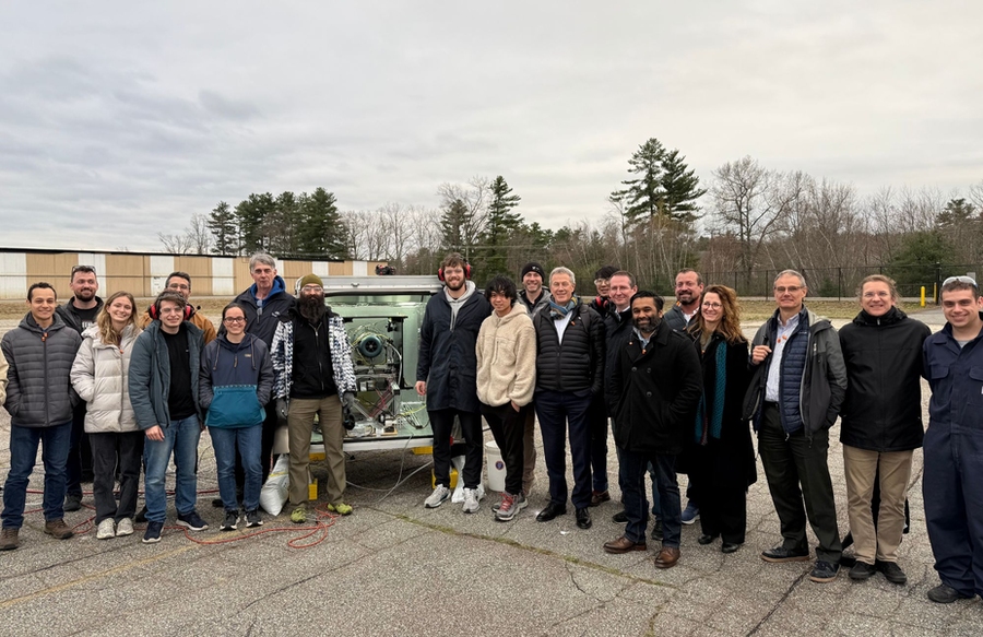 MITMechE's tweet photo. Can AI build a jet engine? In the JARVIS Challenge, which was supported in part by MechE, undergrads had four weeks to design, fabricate, assemble &amp; test a small engine, using AI as their primary engineering partner. https://t.co/URxLKAsGt6 https://t.co/FVTucvYBkb