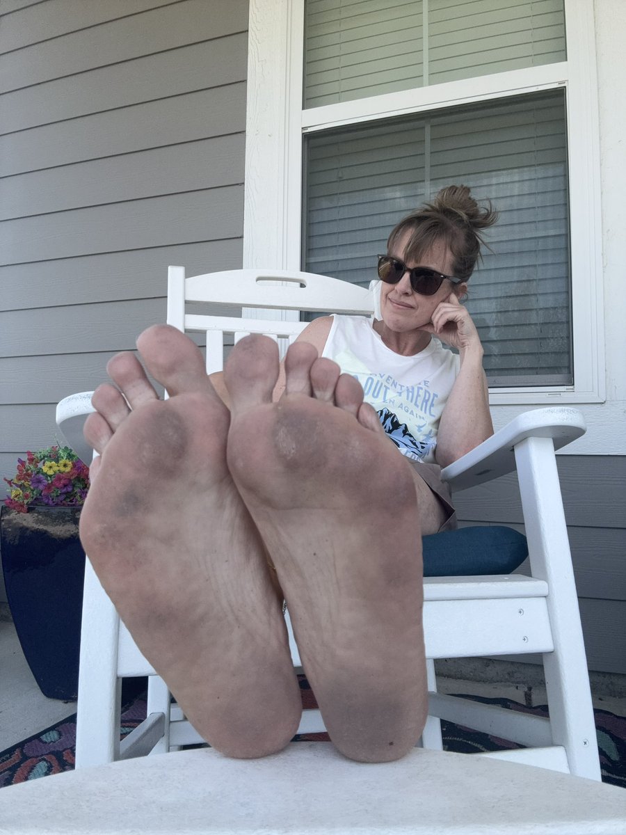 soles4hire2's tweet photo. Dirty milf soles 🔥

Model: @WildOrchidAJ1 
Age: 44
Height: 5’3
Size: 7 https://t.co/YAmf9srJ8j