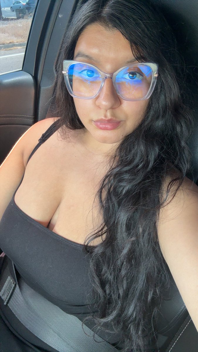 ohveemoh's tweet photo. ⏳💋🌹🍒

#latina #baddie #onlyfans https://t.co/pN5G3LB3EN