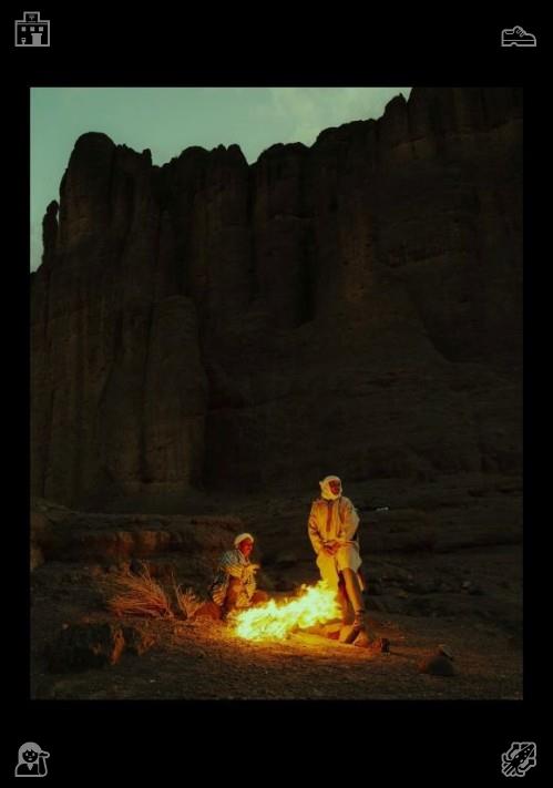 Tonya26296319's tweet photo. Ethan rested his arms on the old wooden sill, sharing stories from his latest expedition photographing wildlife in the northern woodlands. He spoke of misty dawns, herds of deer drifting through the trees, and serene evenings when the sun dipped low—all frozen in beautifully co https://t.co/BQAB4gMYE8