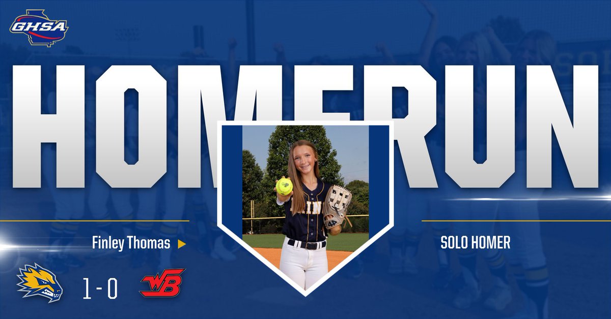 PACSSoftball's tweet photo. 🚨HOMERUN🚨
She got all of that one!!!!💣

@Finley2029 takes the first pitch of the game to DEEP left https://t.co/4G0Vp2YOd8