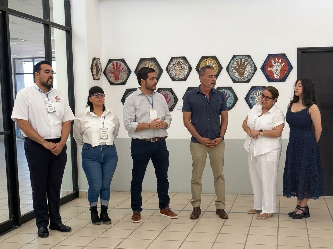 SECSonora's tweet photo. La @UTPuertoPenasco se sumó al Programa Piloto de Fortalecimiento Empresarial Turístico para Microempresas de Puerto Peñasco. 🙋🏻‍♀️✨🙋🏻‍♂️

Lee el boletín completo en: https://t.co/Tm12EsvyZq https://t.co/9gS9Cc2qAO