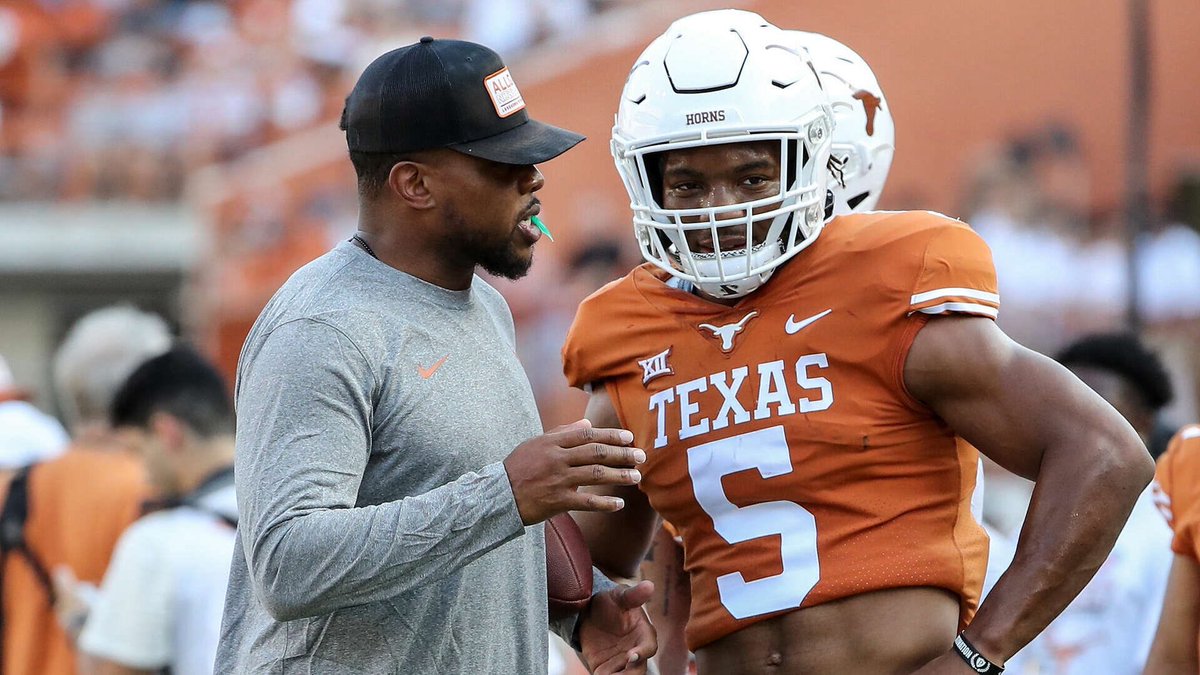 SDStweetz's tweet photo. The two highest paid RB’s in NFL history were both coached in college by @GeorgiaTechFB Legend @coachchoice 

Jahmyr is lucky enough to have Tashard as his RB Coach again/now for Detroit.

Tashard Choice is the BEST in the business. Miss having him on The Flats! 

Congratulations @Bijan5Robinson & @Jahmyr_Gibbs1 !!!!