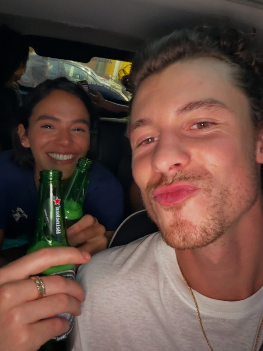 PopCrave's tweet photo. Shawn Mendes goes public with girlfriend Bruna Marquezine, sharing a heartfelt birthday tribute:

“Feliz aniversário my baby 🪽♥️ You are a light and a mãe in every room you walk into. Not to be tooooo sappy but you’ve truly changed my life and I am so so grateful for you. Eu te amo muito muito muitoo!!!“