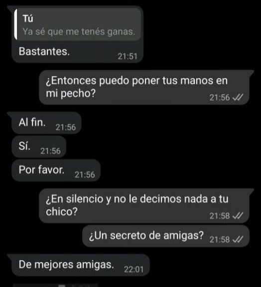 UmbralAnafora's tweet photo. Es tan asqueroso como se cagaban en los sentimientos de alguien para después HABLARLE como si nada en un mismo grupo. Hijos de puta, cínicos asquerosos ojalá borren la cuenta y no aparezcan más. https://t.co/Vp6psLkjKc