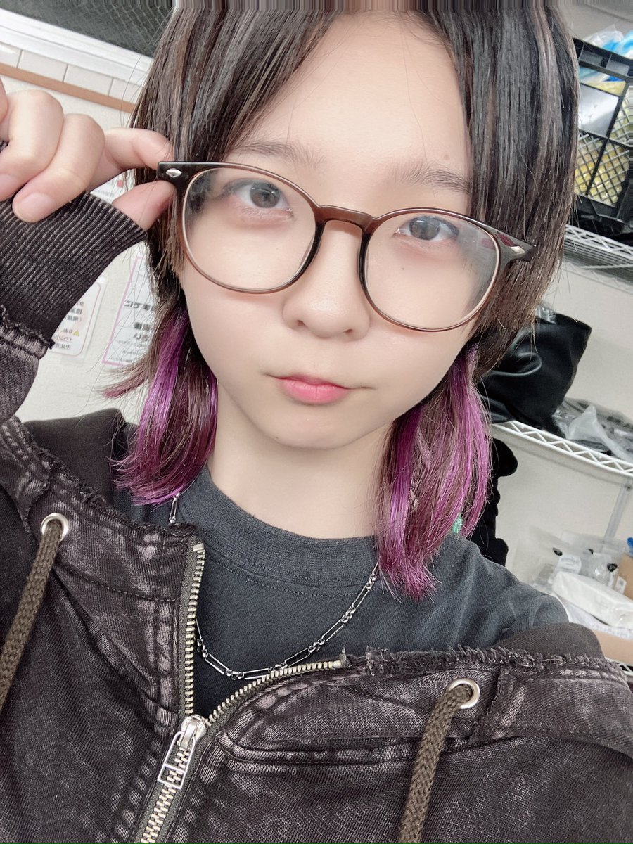 amane_LEalize's tweet photo. おはよー！！！
明日からの4days 椅子着席Liveの人です↓ https://t.co/ai0gtIqeQT