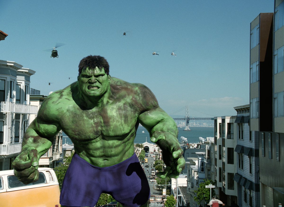 monovaultis's tweet photo. bought that fuck ass hulk (2003) movie like i will ever watch it. why does he look like this. like yes its 2003 but also why does he look like that https://t.co/3SAU1KU55y
