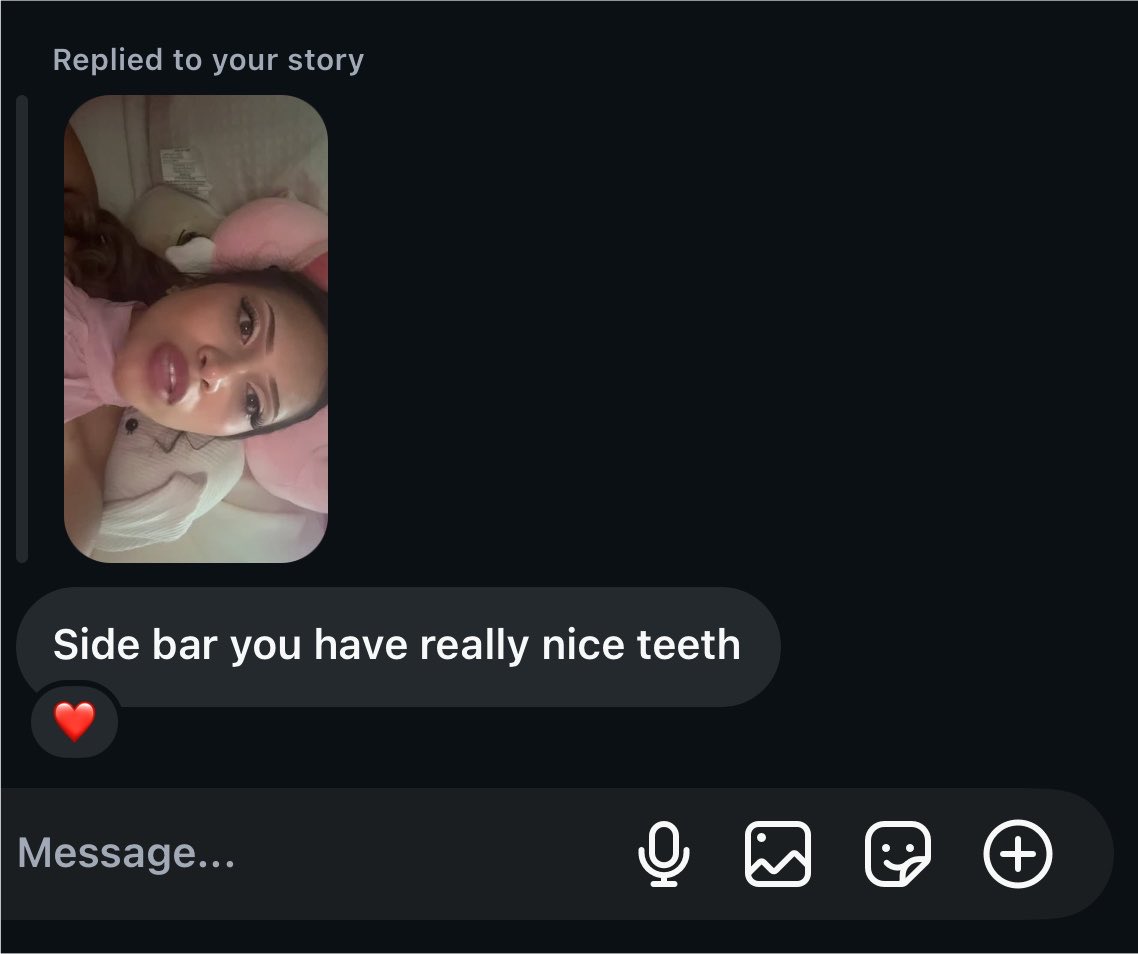 jjkrvs's tweet photo. he want my cookie so fucking bad https://t.co/Wphee6UhkZ