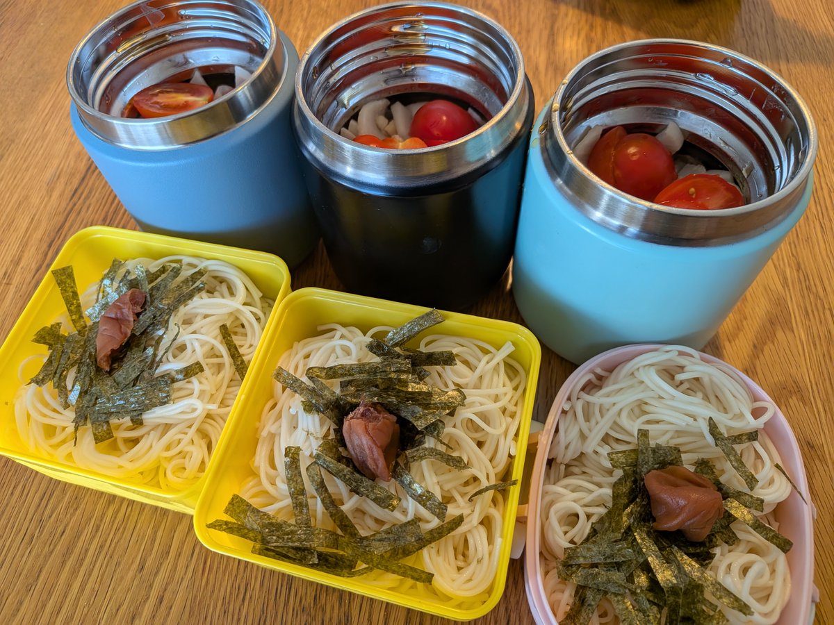 rika_taka's tweet photo. はじめて素麺弁当作���てみた～
どうかな…
#夏休みお弁当2026 https://t.co/Nfu2PfTnAa