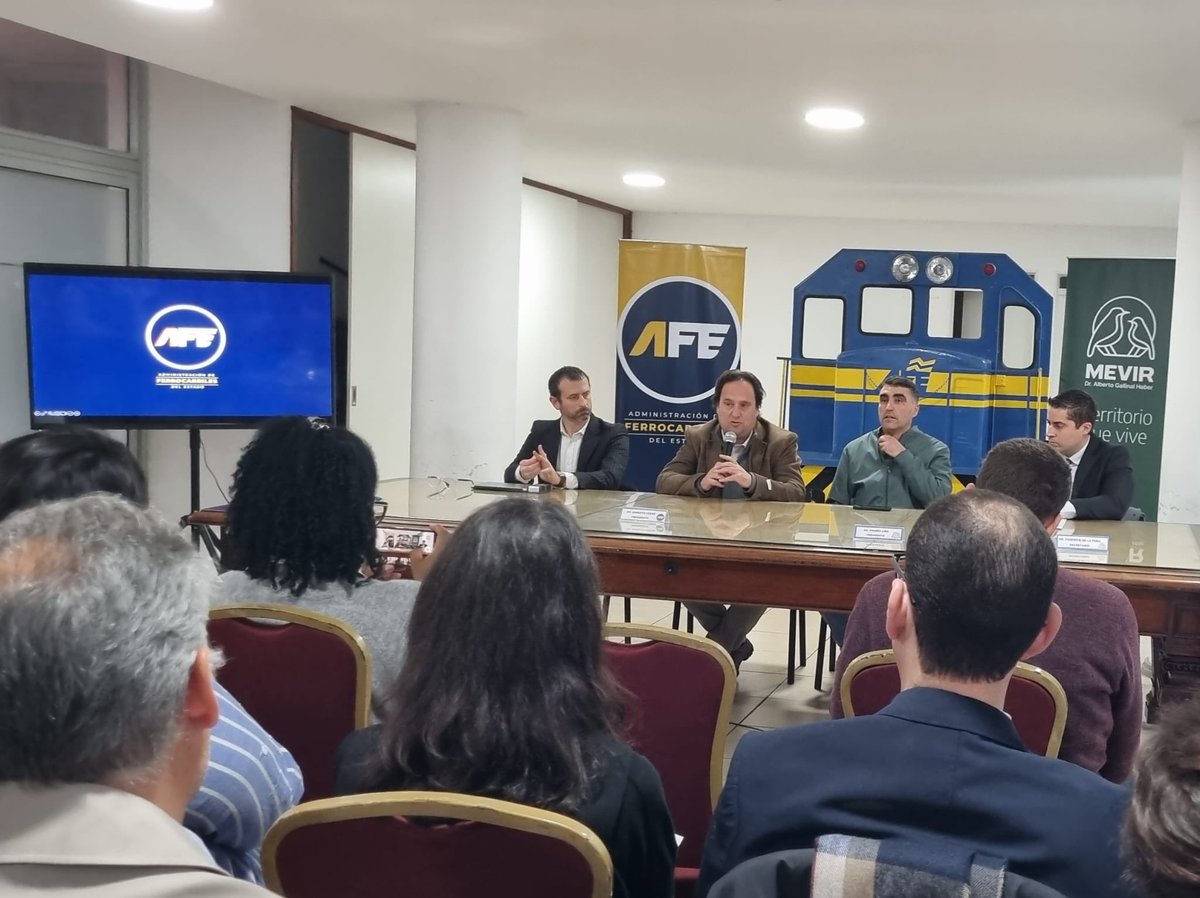 ECesar15873953's tweet photo. AFE y MEVIR firmaron un convenio para promover la radicación de familias en el medio rural. #Afe #Self https://t.co/jURgcGHaKx