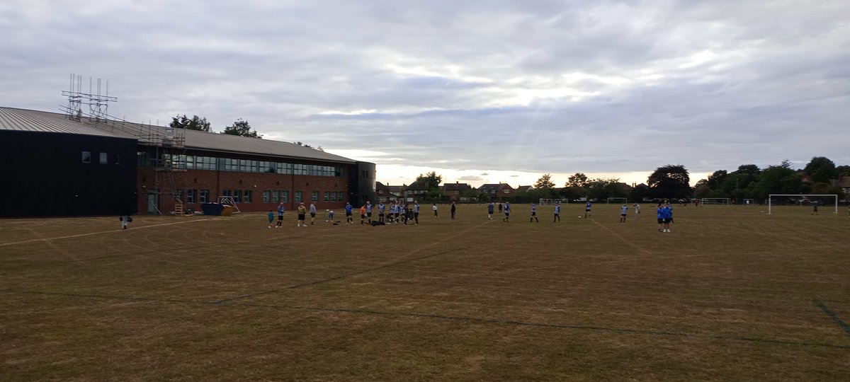 smilerhopper's tweet photo. #matchopping not #Groundhopping #eastriding at the @gooleacademype for goole borough fc (red) @er_county
v @guardianglasseu (blue n white ) KO 1903 #preseasonfriendly #thnf 
Game number 59 with JP #revisit 
Cooler dry evening. https://t.co/5VGaf3jtzK