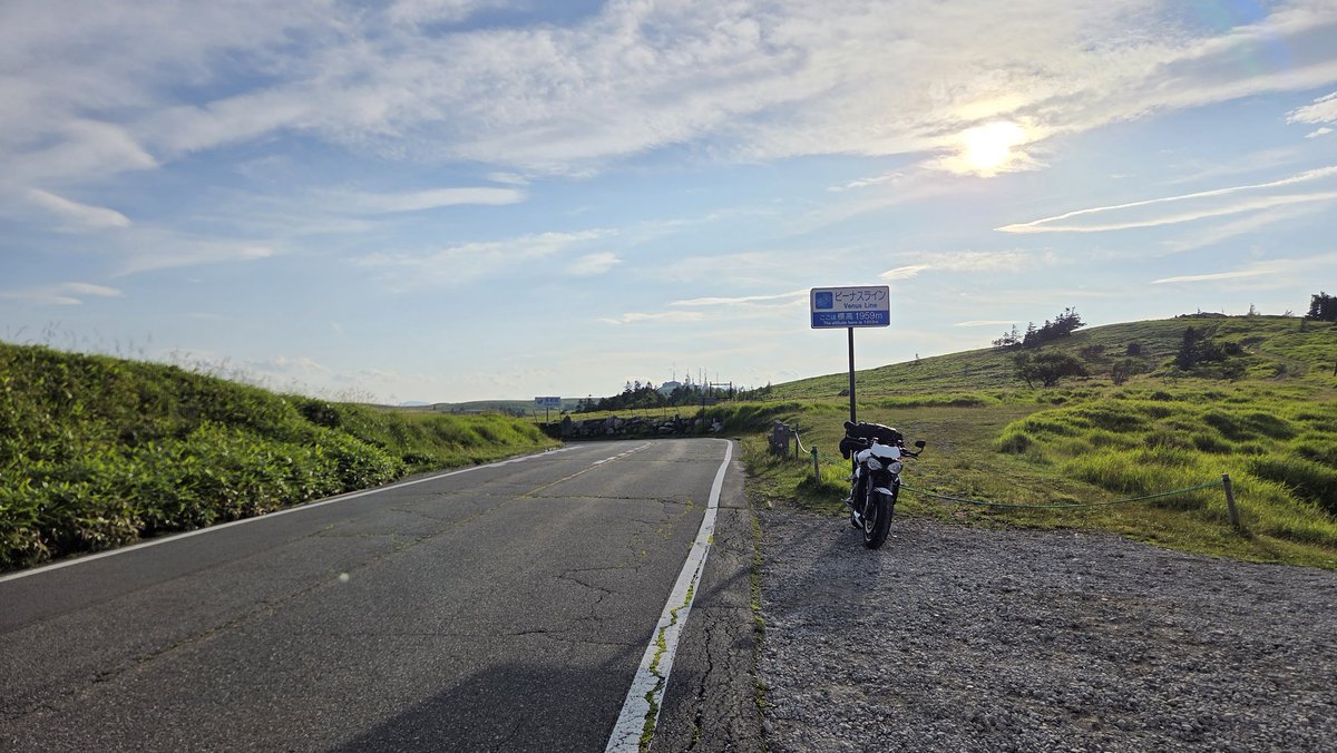 AiRS_765's tweet photo. 早めの夏休みで7月末に
長野→新潟→山形を
ぐるーっと３泊４日で
走ってきました
新潟は梅雨が明けず、横断するだけになってしまったのでリベンジ案件す https://t.co/mg8AZCYEtv