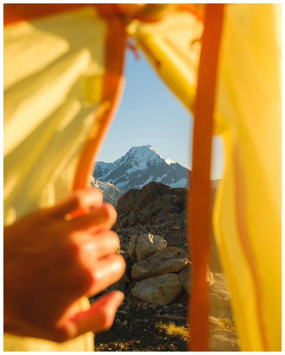 moment's tweet photo. Before you press the shutter, look for the light ☀️📷

Share your favorite photos or videos that use light in creative ways and tag us by 8/28 for a chance to win $500 in Moment gear. https://t.co/IBcjpVfOjh