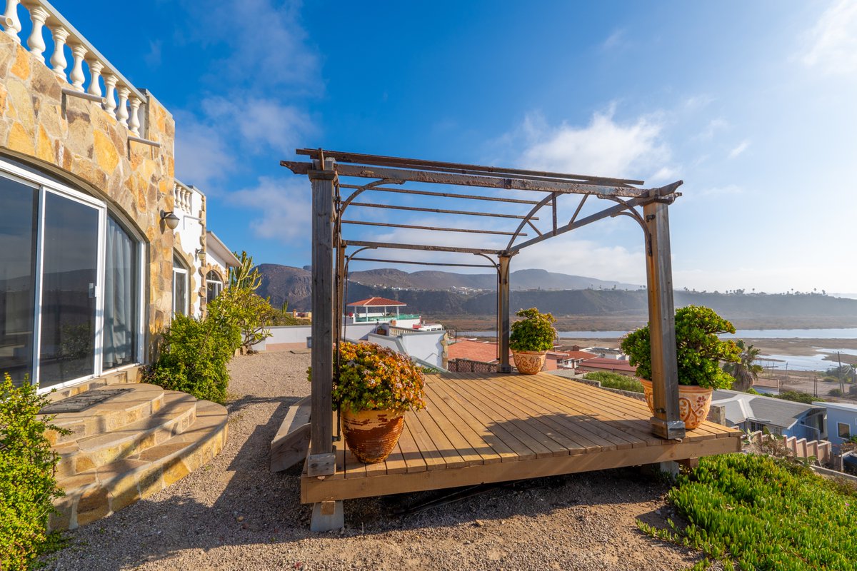 parvinkaidi's tweet photo. Panoramic Pacific views. A private guest casita. Vaulted ceilings, expansive terraces, and one of Northern Baja's most distinctive settings. La Misión 144 • Offered at $649,000 USD. #Ensenada #BajaCalifornia https://t.co/x9iBhOvk5J